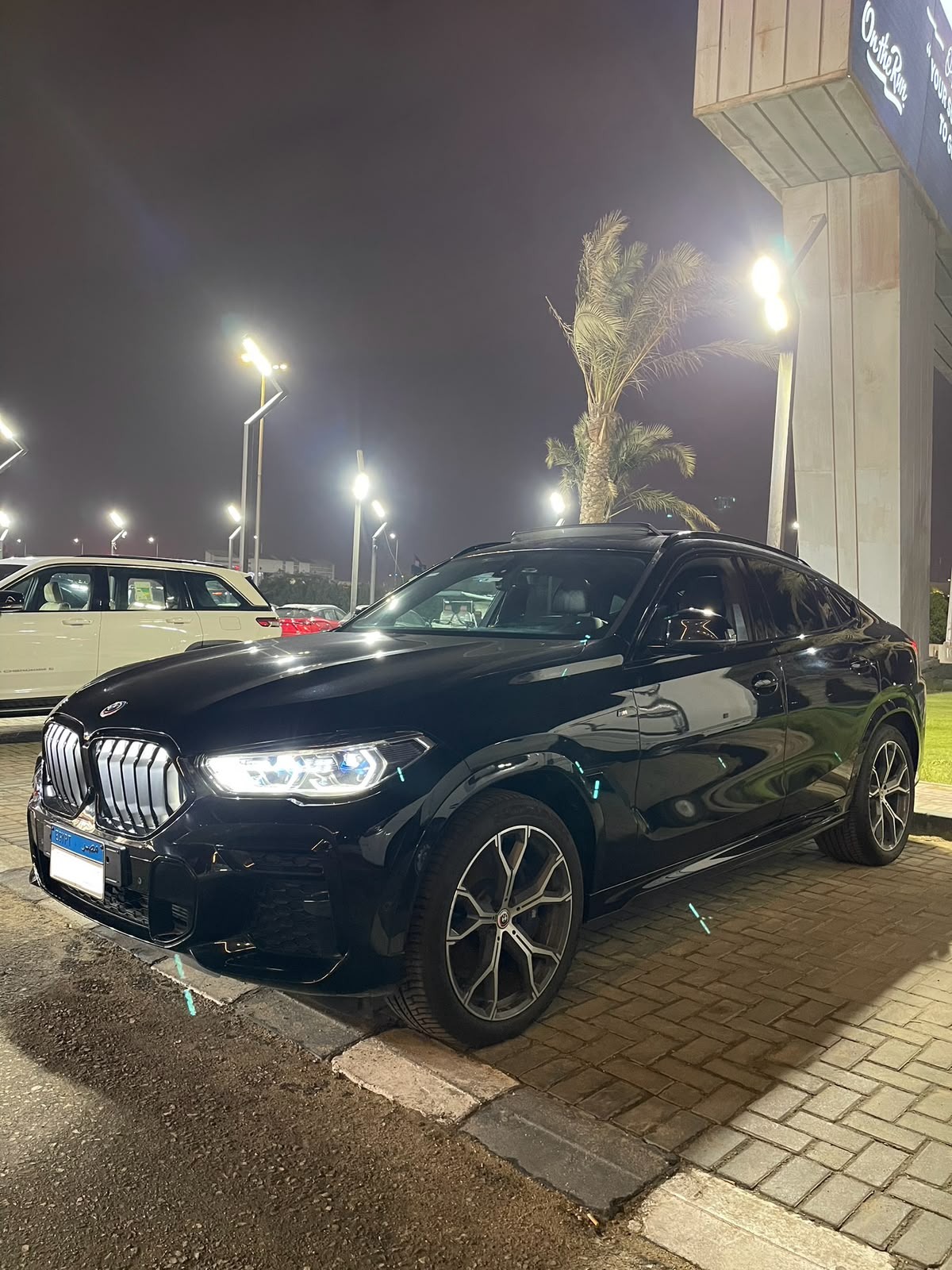 BMW X6 M50i 2023